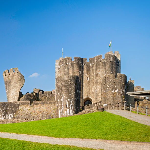 Llawlyfr Castell Caerffili (Saesneg)